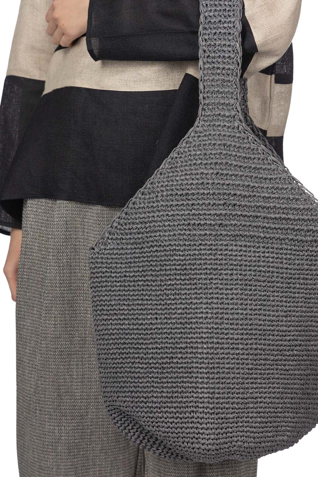 Aeta - Shoulder Bag Medium - Grey