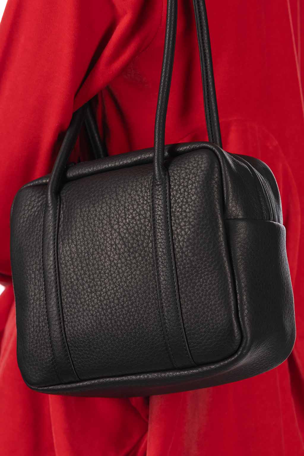 Aeta - Square Boston Long Handle Bag Small - Black