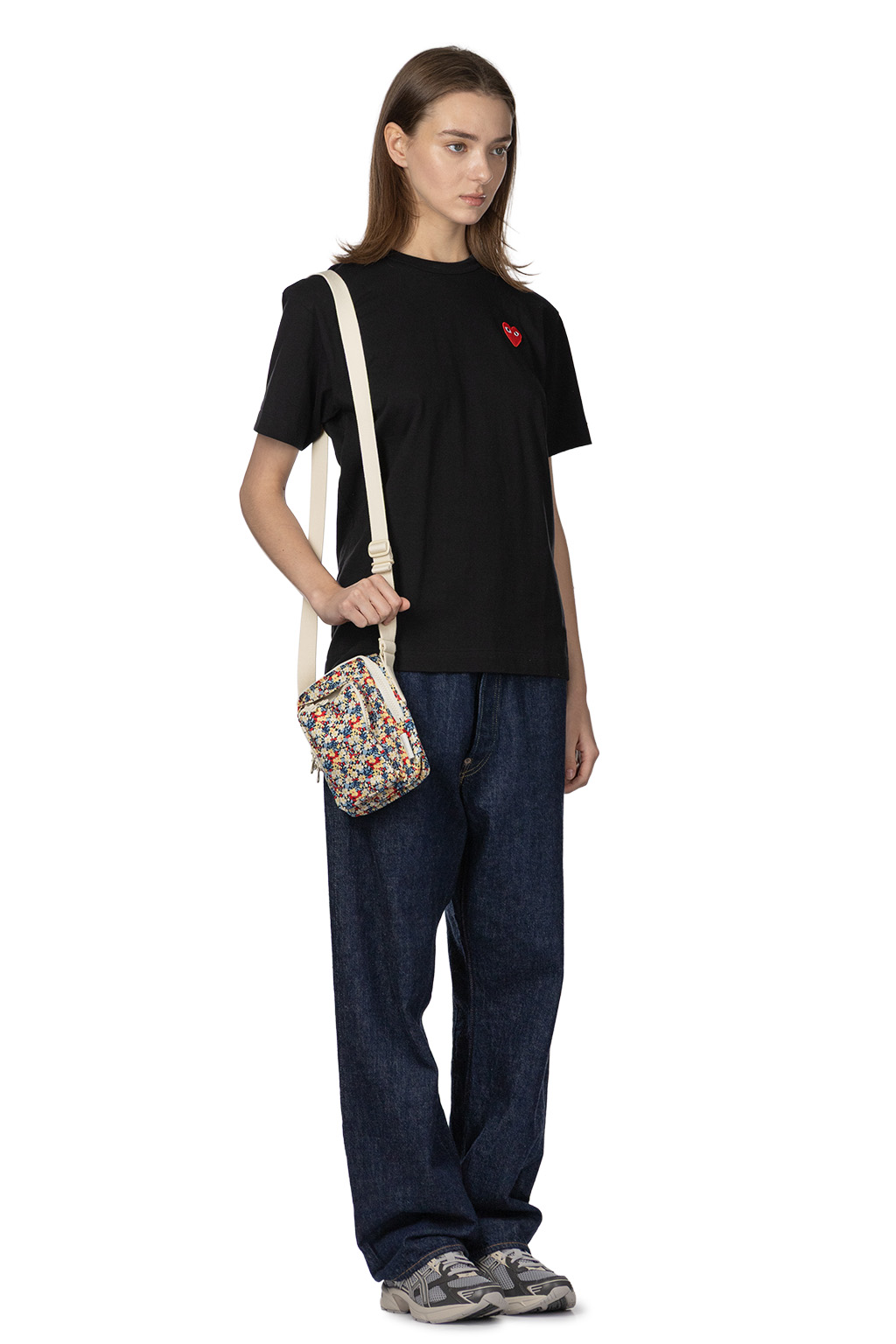 Comme Des Garcons Play Unisex Red Heart T-Shirt - Black