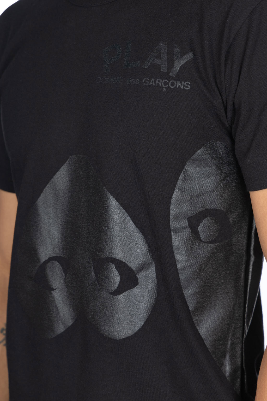 Comme Des Garcons Play - Men's Play Text Logo Heart T-Shirt- Black