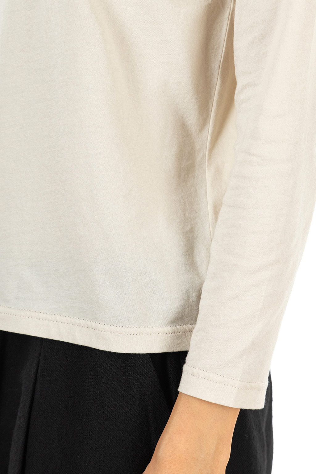 Evam Eva - Cut & Sew Turtleneck - Ecru