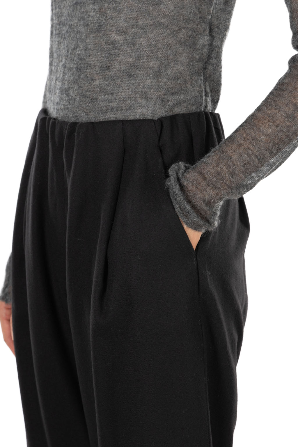 Evam Eva - Wool Tuck Pants - Sumi