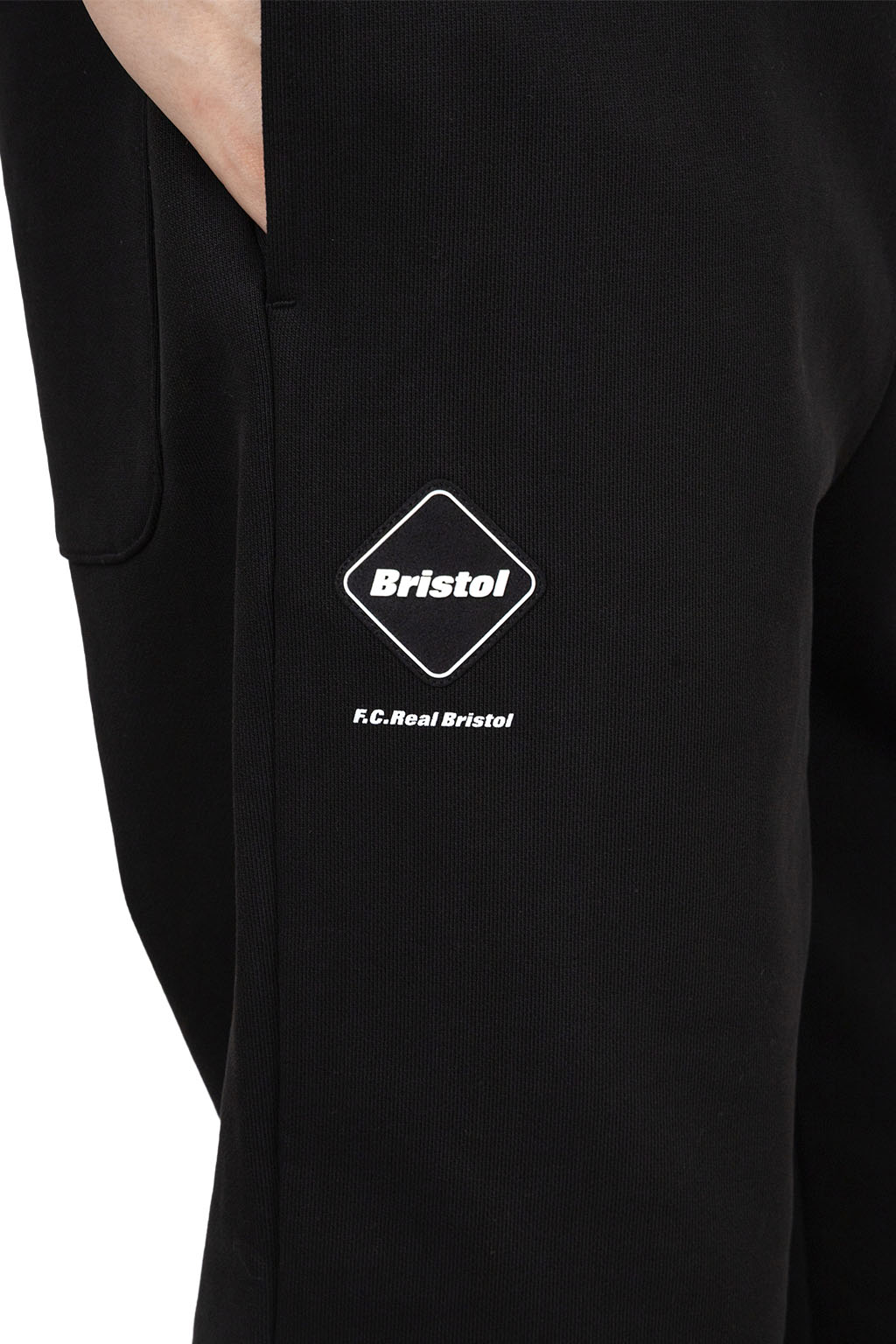 SOPHNET - Emblem Sweat Pants - Black