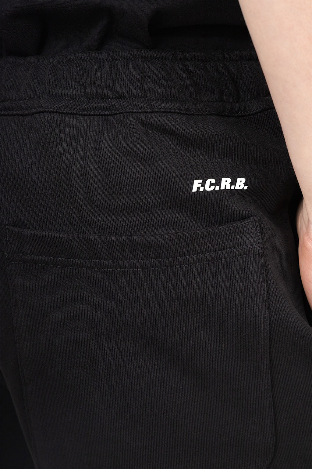 SOPHNET - Emblem Sweat Pants - Black