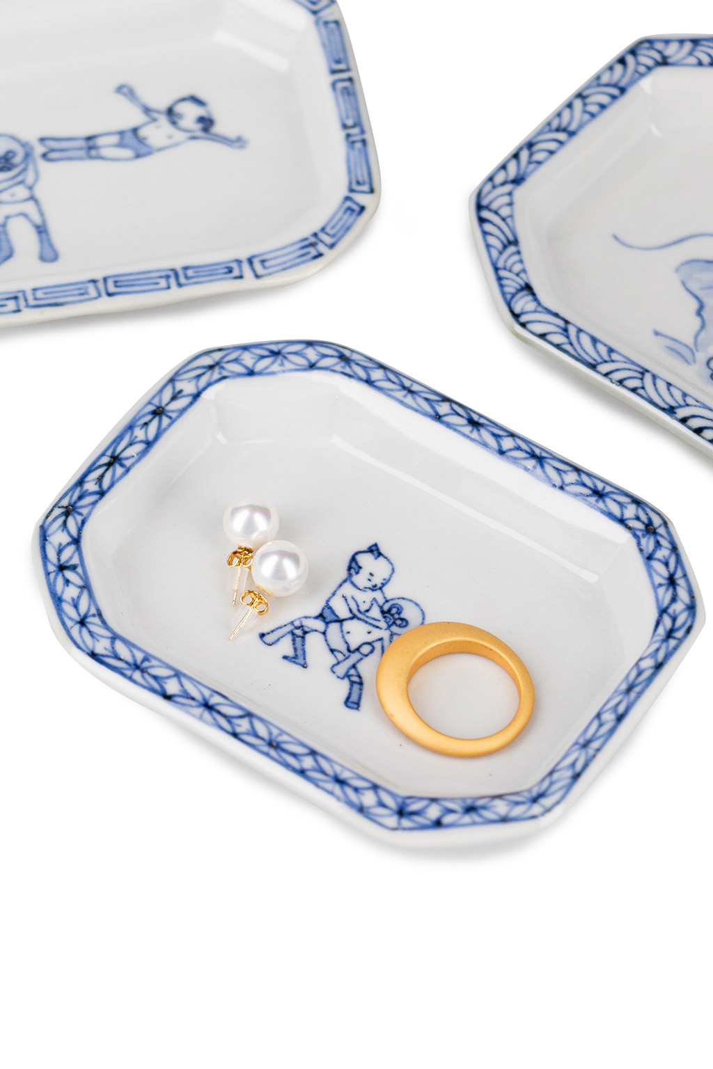 Motif Ceramic and Art Rectangle Small Plate - Drop Kick