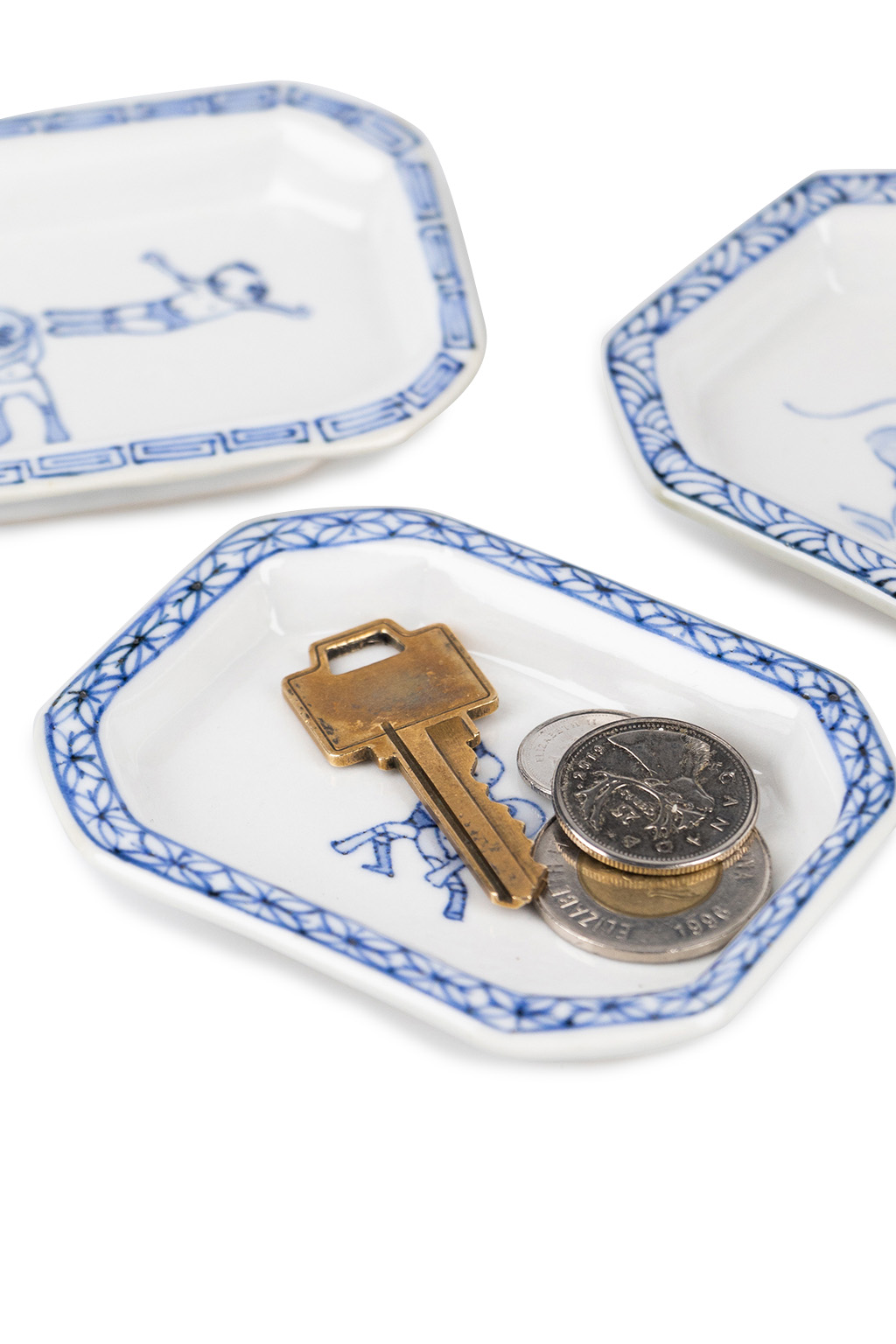 Motif Ceramic and Art Rectangle Small Plate - Drop Kick