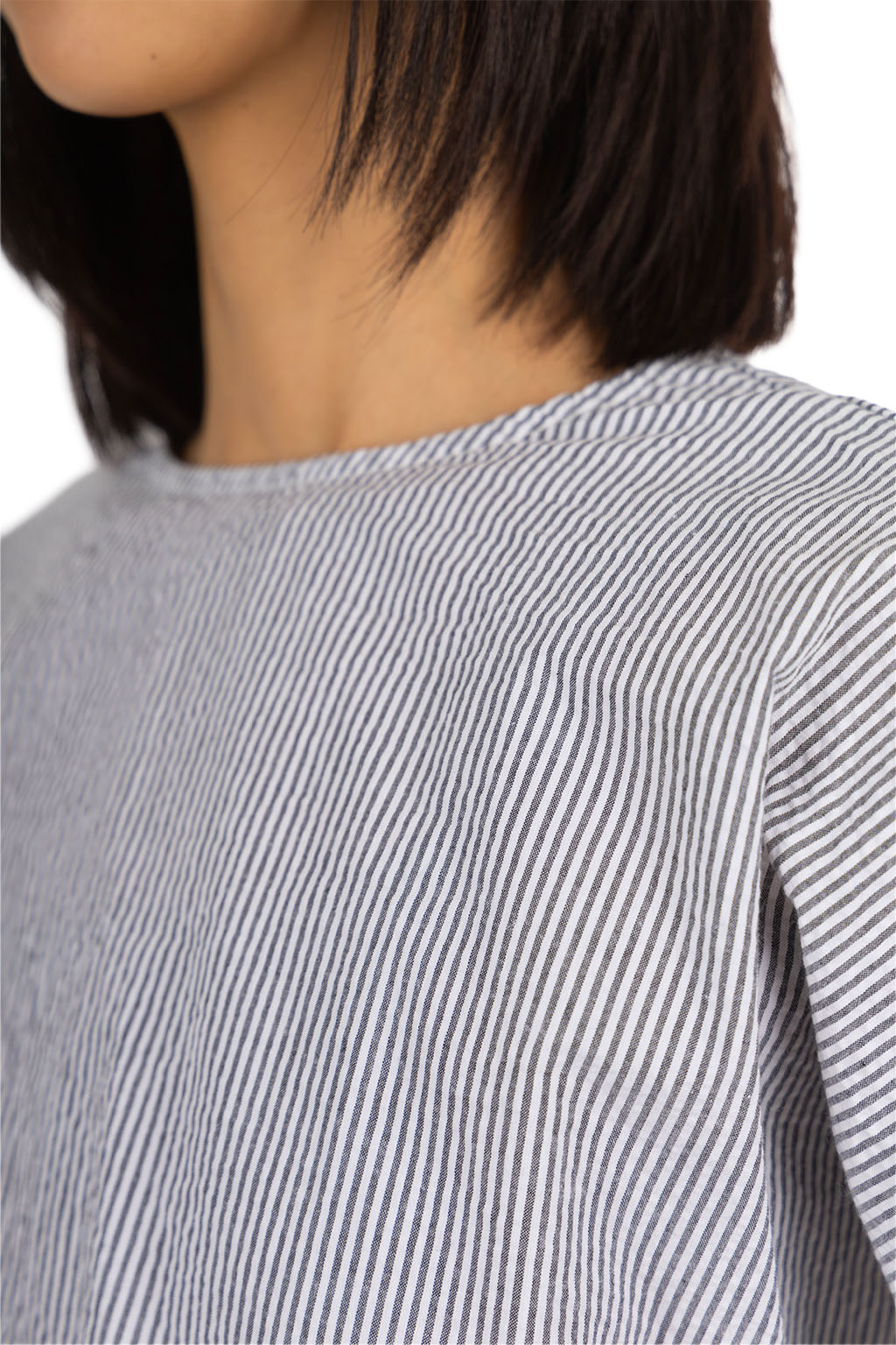 NARU  - Wide Pullover - Black Stripe