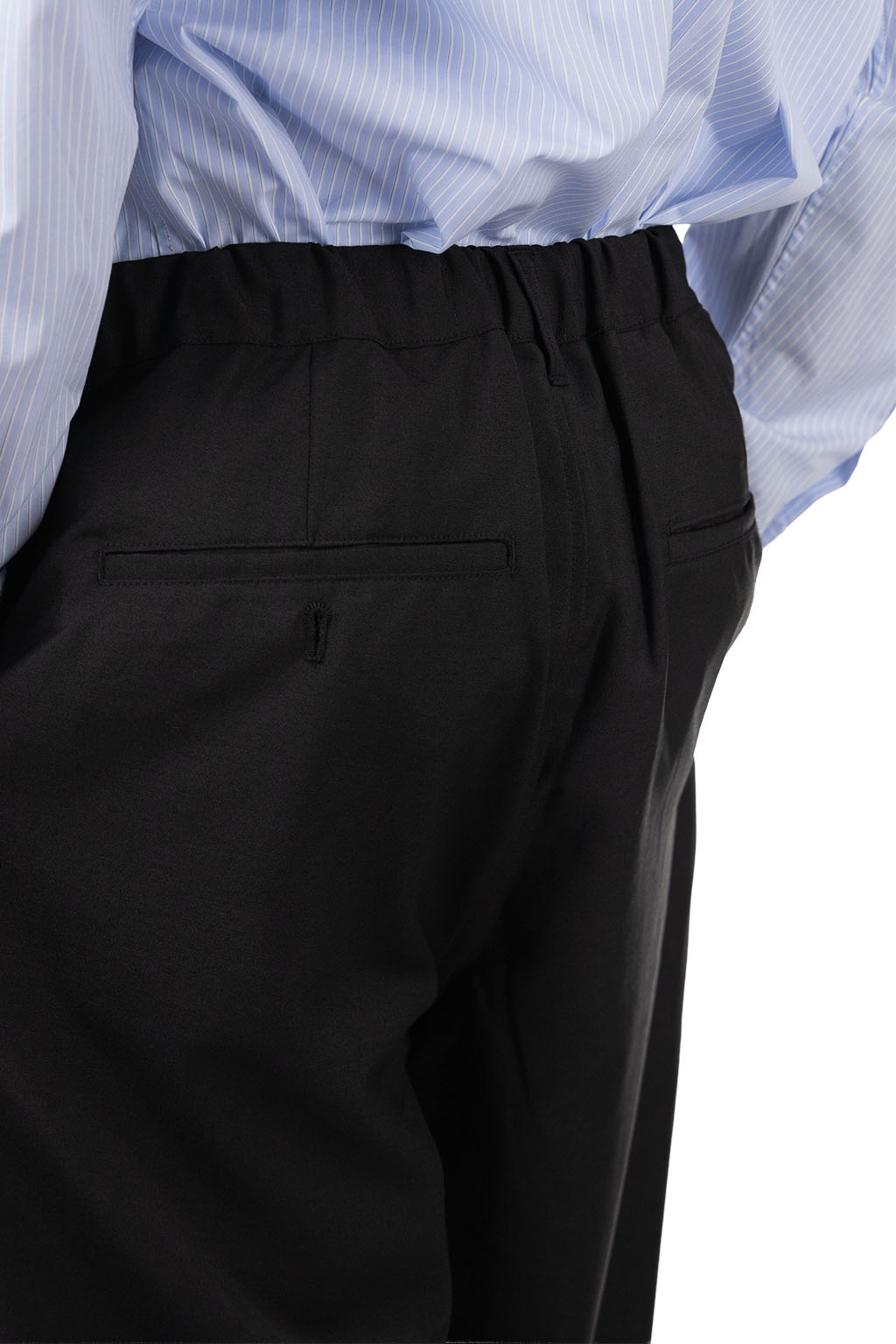 Still by hand - Relaxed 2 Tuck Pants - Ink Black