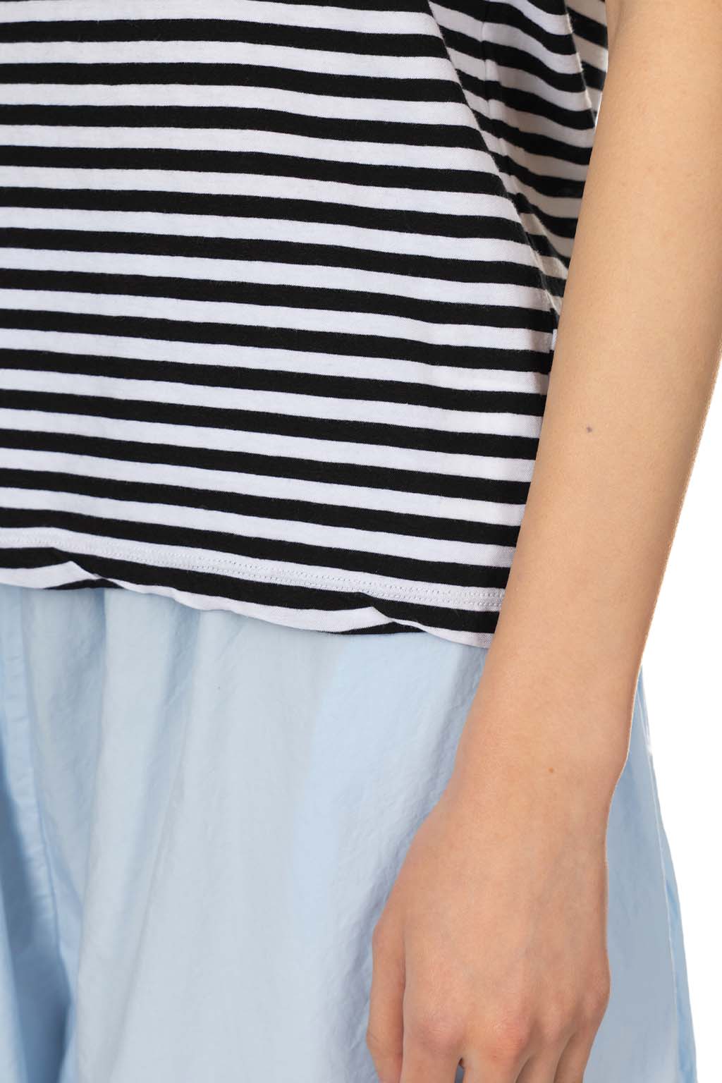 Veritecoeur - Strong Twist Jersey Crew Neck Tee 