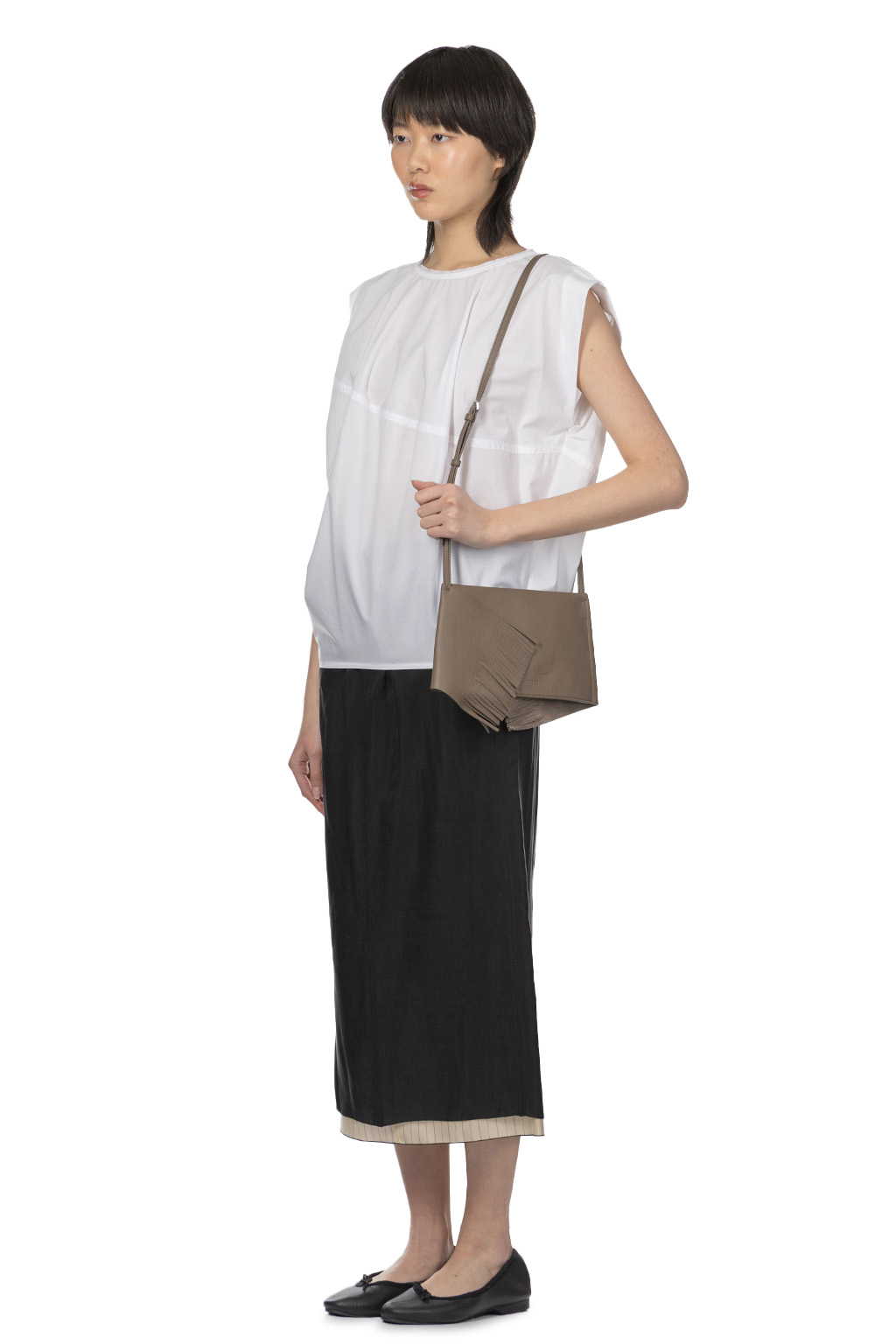 YLEVE - Suvin Cotton Typewriter Pullover Blouse- White