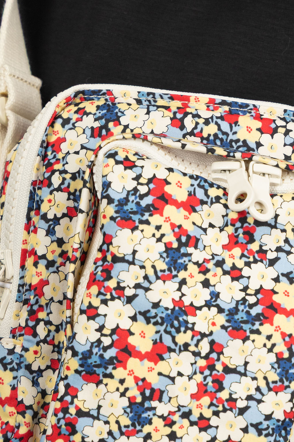 Amiacalva - Liberty WP Pochette - Flower