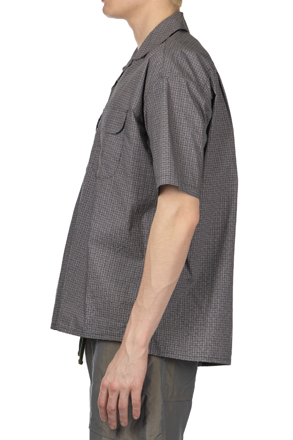ts(s) - Round Flap Pocket Short Sleeve - Grey